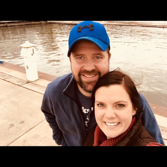 Meet your Posher, Devan - Picture 2 of 3